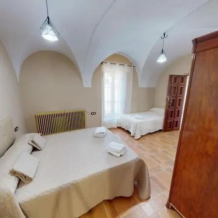 Casa Con Encanto, Gran Capacidad Alojamiento-24 Personas Holiday home *