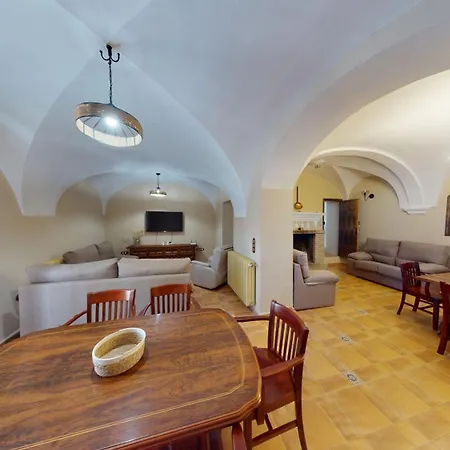 Casa Con Encanto, Gran Capacidad Alojamiento-24 Personas * Dona Rama